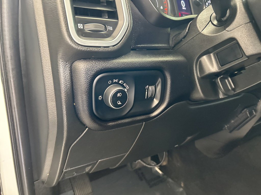 Used 2025 RAM 2500 Big Horn AWD/4WD image 48