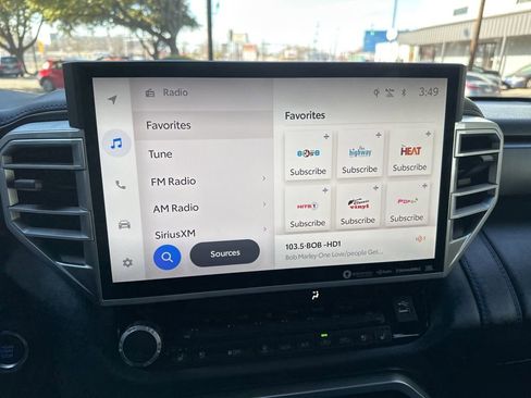 Used 2022 Toyota Tundra Platinum image 16