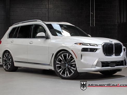 Used 2023 BMW X7 xDrive40i w/ Premium Package AWD/4WD image 1