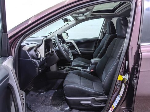 Used 2016 Toyota RAV4 XLE AWD/4WD image 12