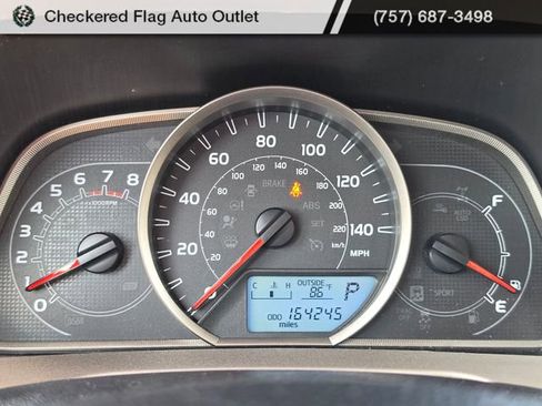 Used 2015 Toyota RAV4 LE FWD image 11