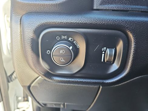 Used 2024 RAM 2500 Big Horn image 25