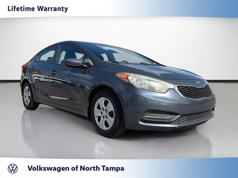 Used 2016 Kia Forte LX image 1