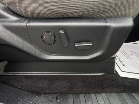 Used 2020 Ford F150 XLT w/ Equipment Group 302A Luxury image 16