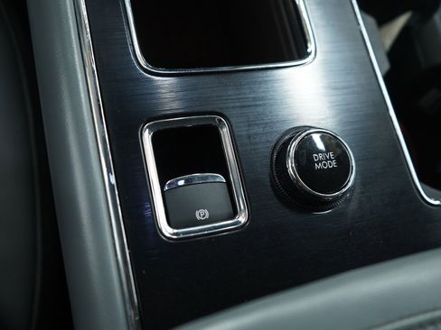 Used 2020 Lincoln Aviator Reserve w/ Elements Package Plus image 28