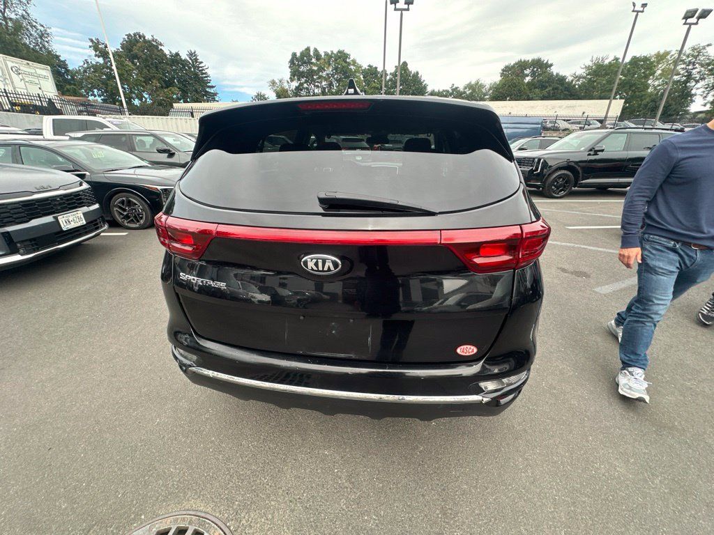 Used 2022 Kia Sportage LX AWD/4WD image 5