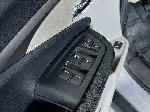 Used 2018 Honda Pilot EX-L image 17