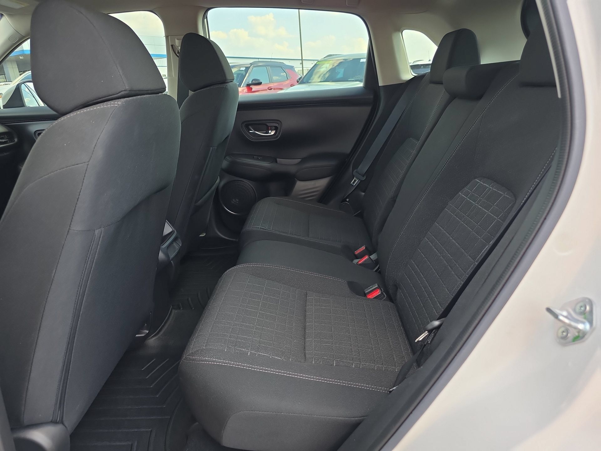 Used 2024 Honda HR-V LX image 11