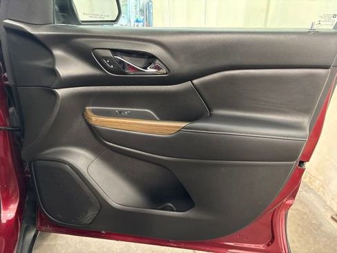 Used 2018 GMC Acadia SLE FWD image 49