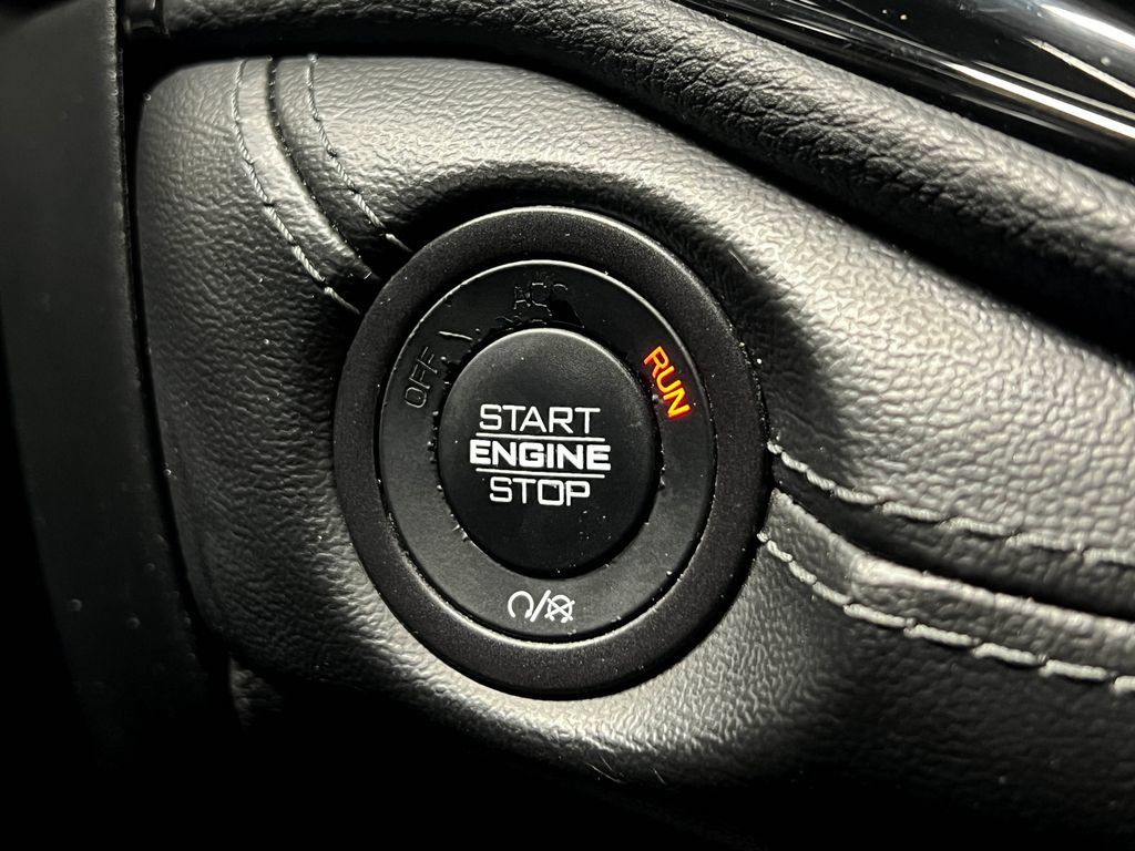 Used 2021 Dodge Durango GT RWD image 21