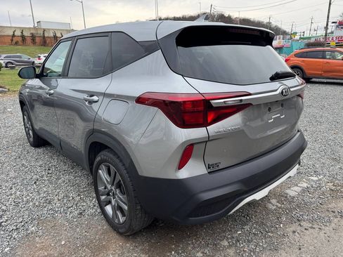 Used 2021 Kia Seltos LX AWD/4WD image 7