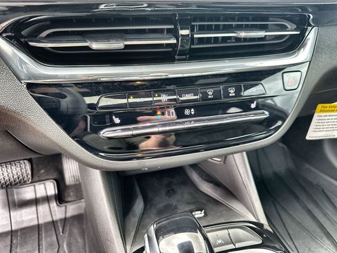 Used 2026 Buick Envista Avenir FWD image 27