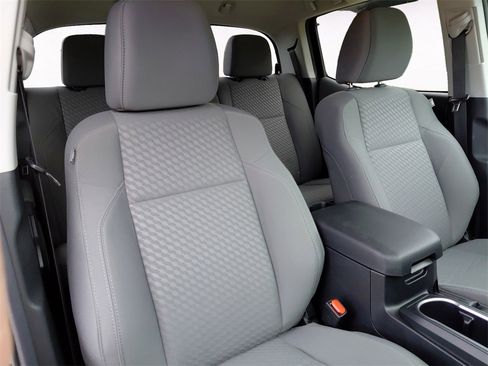 Used 2022 Toyota Tacoma SR image 15