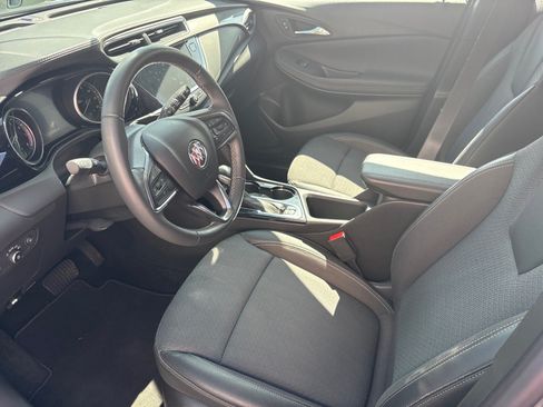 Certified 2023 Buick Encore GX Select w/ Sport Touring Package FWD image 4