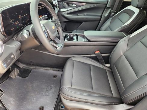 New 2026 Chevrolet Blazer EV LT image 10