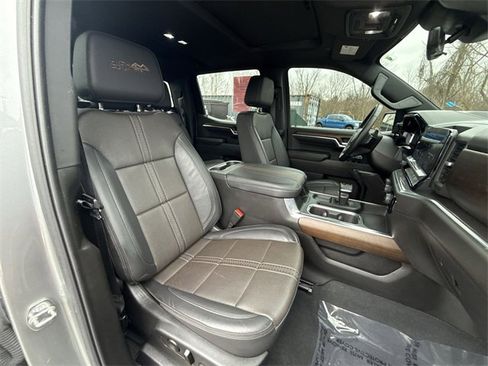 Used 2024 Chevrolet Silverado 1500 High Country w/ Technology Package image 24