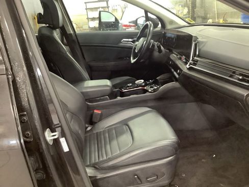 Used 2023 Kia Sportage SX Prestige image 24