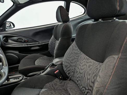 Used 2001 Hyundai Tiburon FWD image 13