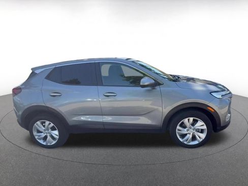 Used 2025 Buick Encore GX Preferred AWD/4WD image 13