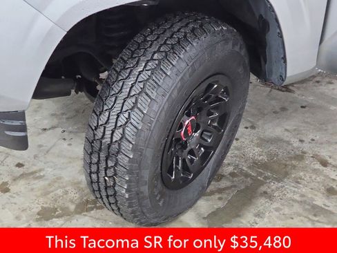 Used 2022 Toyota Tacoma SR image 38