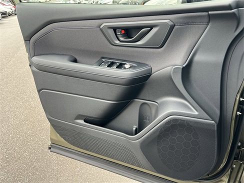 New 2025 Subaru Forester Premium image 24