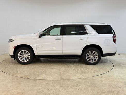 Used 2024 Chevrolet Tahoe Premier AWD/4WD image 2
