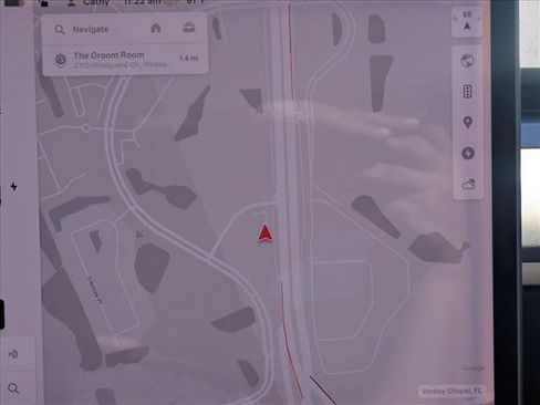 Used 2018 Tesla Model 3 Mid Range image 10