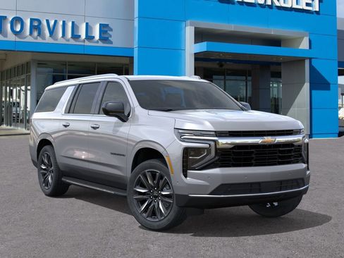 New 2026 Chevrolet Suburban LS w/ LS Custom Edition RWD image 7