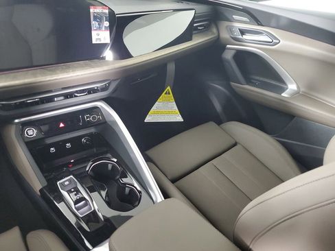 New 2025 Audi Q5 Premium Plus image 17