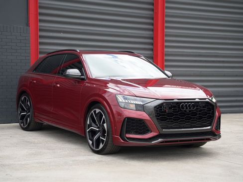 Used 2022 Audi RS Q8 w/ Carbon Optic Package AWD/4WD image 3