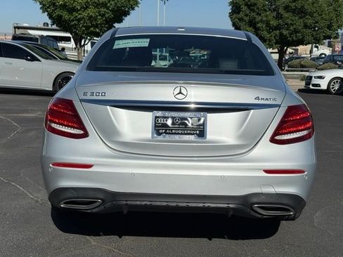 Used 2017 Mercedes-Benz E 300 4MATIC image 8