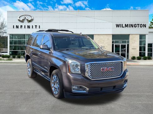 Used 2017 GMC Yukon Denali w/ Open Road Package image 1