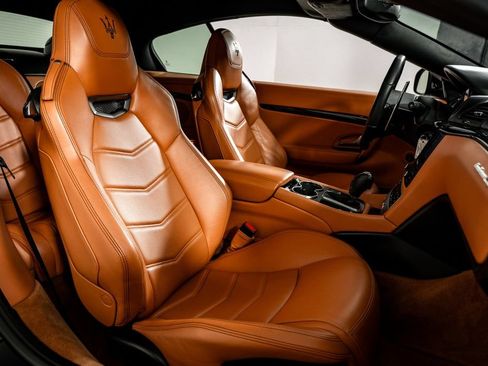 Used 2014 Maserati GranTurismo Sport RWD image 23