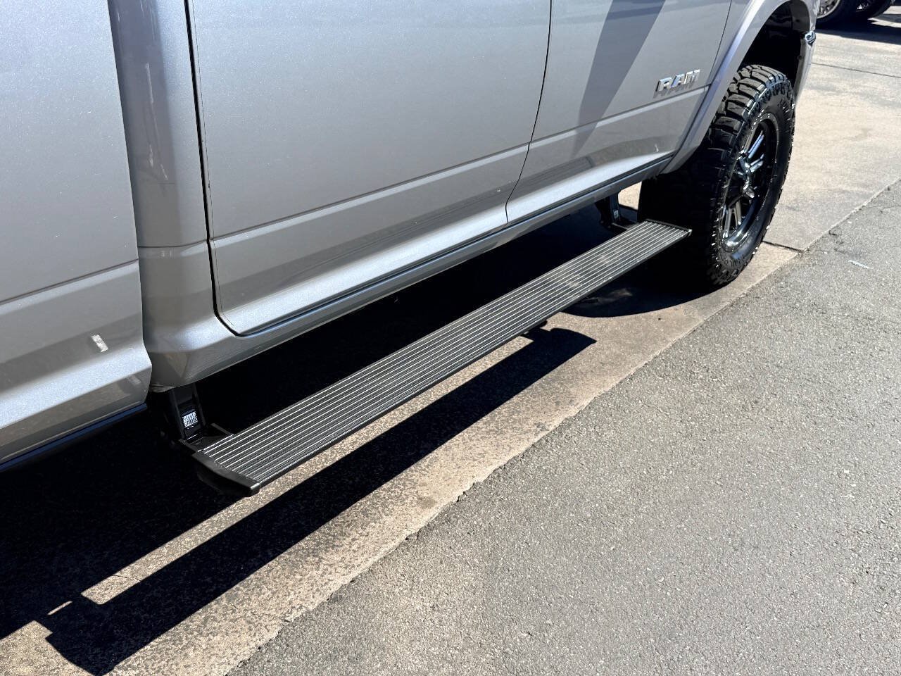 Used 2019 RAM 3500 Laramie AWD/4WD image 15