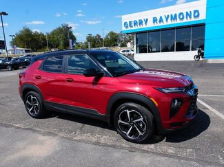 Used 2021 Chevrolet TrailBlazer RS w/ Sun and Liftgate Package image 1
