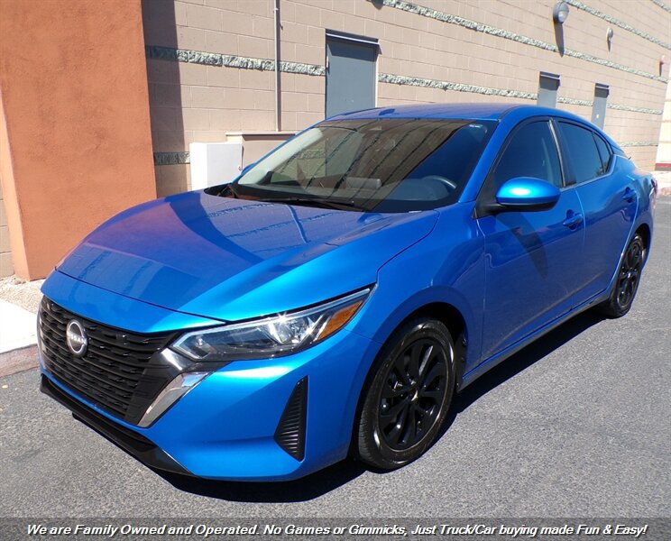 Used 2024 Nissan Sentra SV FWD image 3