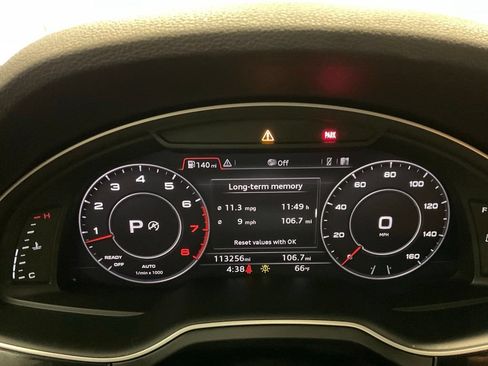 Used 2017 Audi Q7 3.0T Prestige w/ Prestige Package AWD/4WD image 2