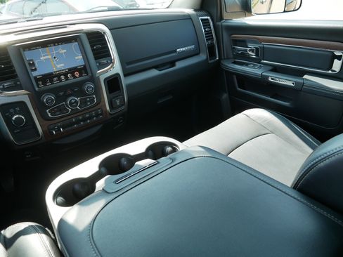 Used 2016 RAM 3500 Laramie AWD/4WD image 11