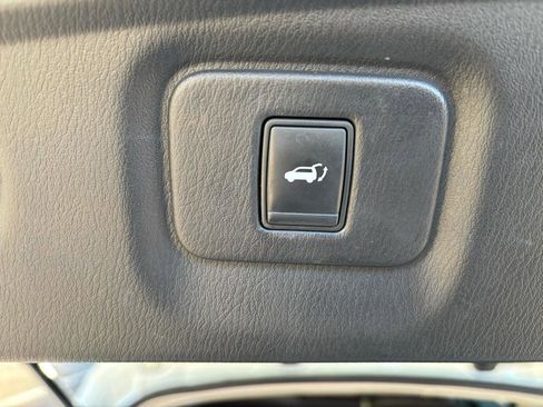 Used 2016 INFINITI QX60 Luxe w/ Premium Plus Package image 10