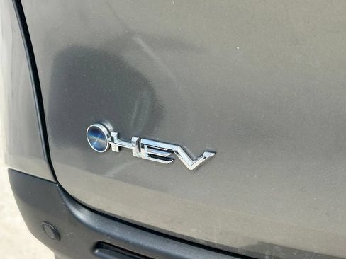 Certified 2026 Toyota Sienna XLE FWD image 13