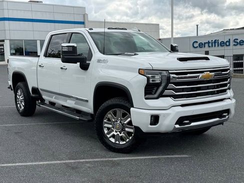 New 2026 Chevrolet Silverado 2500 High Country w/ High Country Premium Package AWD/4WD image 1