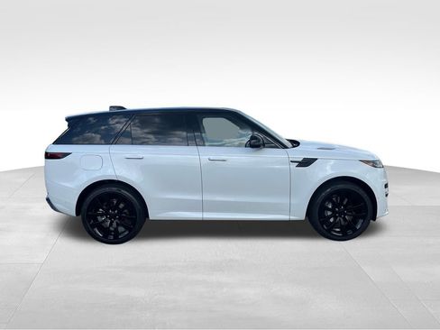 New 2026 Land Rover Range Rover Sport Dynamic SE AWD/4WD image 6
