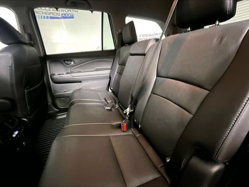 Used 2022 Honda Pilot Touring image 21