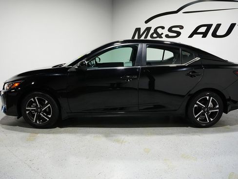 Used 2024 Nissan Sentra SV image 5