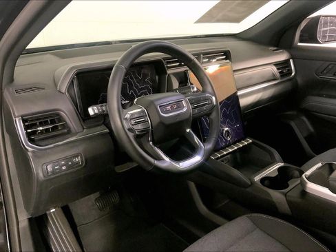 Used 2025 GMC Terrain Elevation AWD/4WD image 16