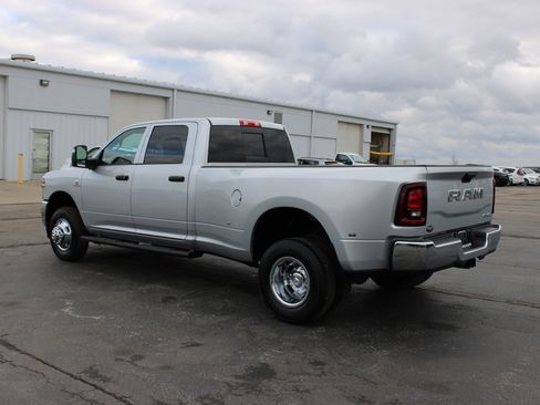 New 2026 RAM 3500 Tradesman image 6