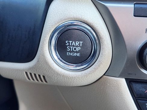 Used 2013 Lexus ES 350 image 30