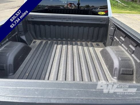 Used 2022 GMC Sierra 1500 Elevation w/ X31 Off-Road Package AWD/4WD image 19