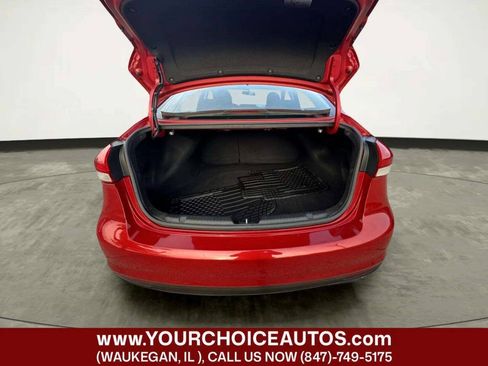 Used 2017 Kia Forte S FWD image 11