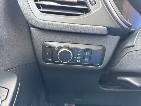 Certified 2024 Ford Escape Active w/ Tech Pack #1 image 9